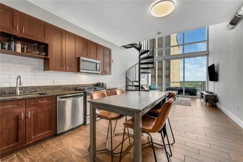 Copropriété à louer à Orlando, Floride: 1 chambre, 89.74 m2 № 1339978 - photo 2