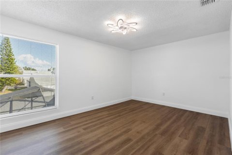 Condo in Tampa, Florida, 2 bedrooms  № 1425555 - photo 28