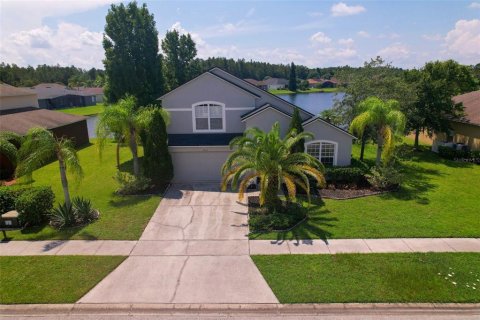 Villa ou maison à vendre à Kissimmee, Floride: 4 chambres, 213.21 m2 № 1322824 - photo 2