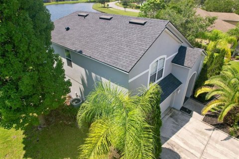 Villa ou maison à vendre à Kissimmee, Floride: 4 chambres, 213.21 m2 № 1322824 - photo 6