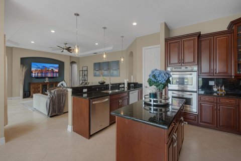 Villa ou maison à vendre à Royal Palm Beach, Floride: 5 chambres, 394.18 m2 № 1054696 - photo 15