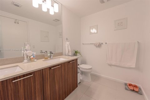 Condominio en venta en Doral, Florida, 3 dormitorios, 123.84 m2 № 1017461 - foto 18