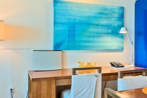 Condo in Fort Lauderdale, Florida, 1 bedroom  № 1017463 - photo 5