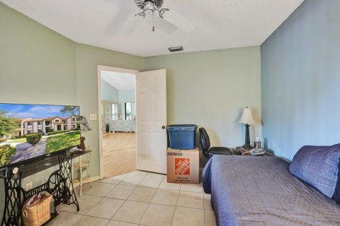 Condo in Palm Beach Gardens, Florida, 2 bedrooms  № 1018210 - photo 15