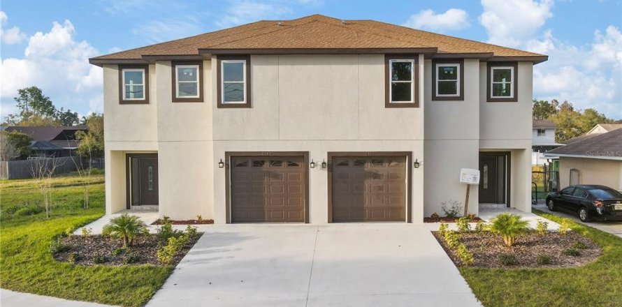 Townhouse in Tampa, Florida 3 bedrooms, 186.92 sq.m. № 1256195