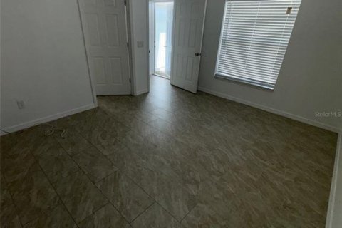 Apartamento en alquiler en Leesburg, Florida, 3 dormitorios, 172.24 m2 № 1284507 - foto 4