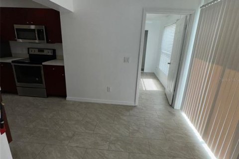 Apartamento en alquiler en Leesburg, Florida, 3 dormitorios, 172.24 m2 № 1284507 - foto 15