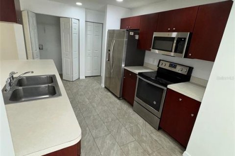 Apartamento en alquiler en Leesburg, Florida, 3 dormitorios, 172.24 m2 № 1284507 - foto 7