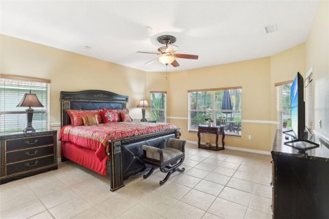 Villa ou maison à vendre à Kissimmee, Floride: 4 chambres, 217.48 m2 № 1284628 - photo 17