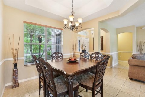 Villa ou maison à vendre à Kissimmee, Floride: 4 chambres, 217.48 m2 № 1284628 - photo 8