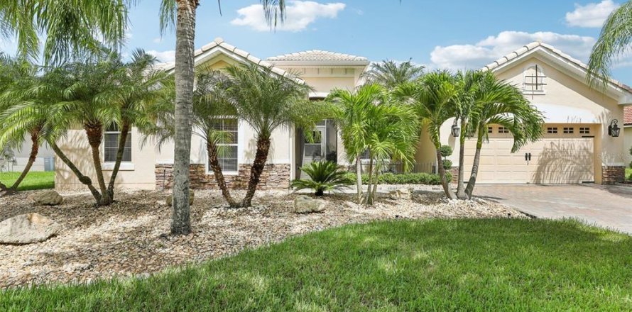 Casa en Kissimmee, Florida 4 dormitorios, 217.48 m2 № 1284628