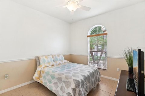 Villa ou maison à vendre à Kissimmee, Floride: 4 chambres, 217.48 m2 № 1284628 - photo 15