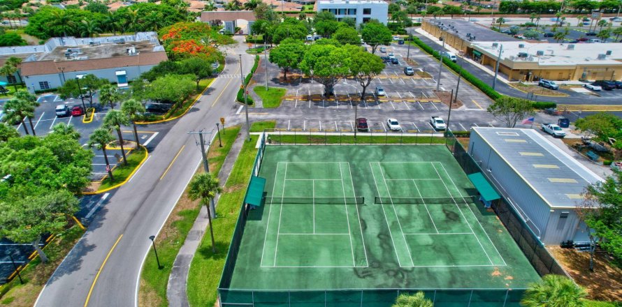 Condo à Delray Beach, Floride, 2 chambres  № 1070321