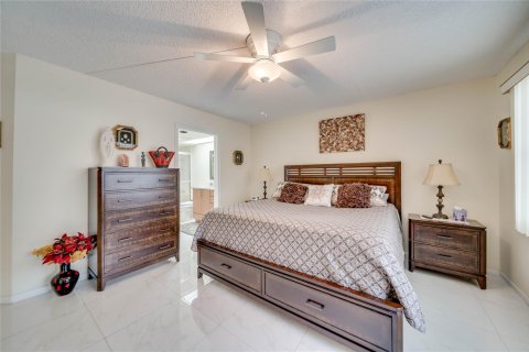 Copropriété à vendre à Pembroke Pines, Floride: 1 chambre, 97.18 m2 № 1075675 - photo 13