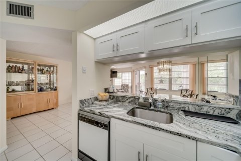 Copropriété à vendre à Pembroke Pines, Floride: 1 chambre, 97.18 m2 № 1075675 - photo 6