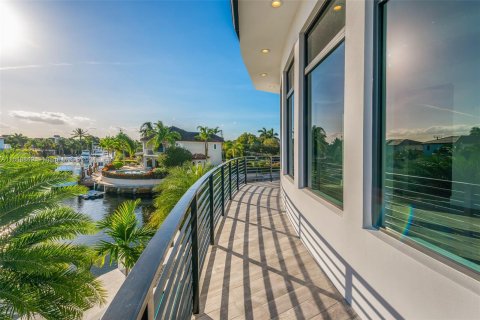 Villa ou maison à vendre à Lighthouse Point, Floride: 5 chambres, 435.53 m2 № 1059405 - photo 19