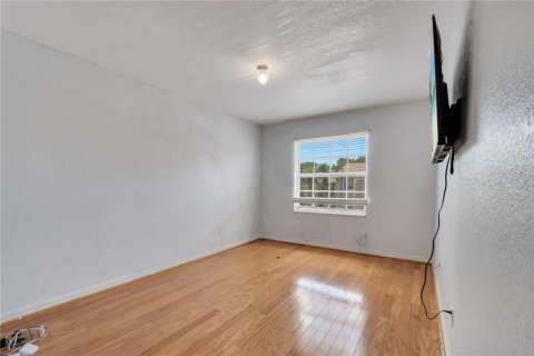 Condo in Orlando, Florida, 2 bedrooms  № 1167062 - photo 14