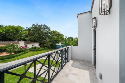 Villa ou maison à vendre à Coral Gables, Floride: 5 chambres, 309.09 m2 № 1227171 - photo 30