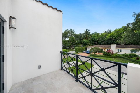 Villa ou maison à vendre à Coral Gables, Floride: 5 chambres, 309.09 m2 № 1227171 - photo 29