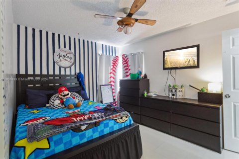 Villa ou maison à vendre à North Lauderdale, Floride: 4 chambres, 127.28 m2 № 1227170 - photo 20