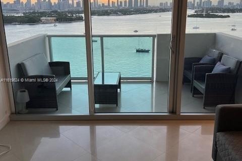 Copropriété à vendre à Miami Beach, Floride: 1 chambre, 77.76 m2 № 1240931 - photo 2