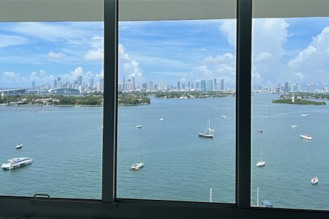 Condominio en venta en Miami Beach, Florida, 1 dormitorio, 77.76 m2 № 1240931 - foto 12