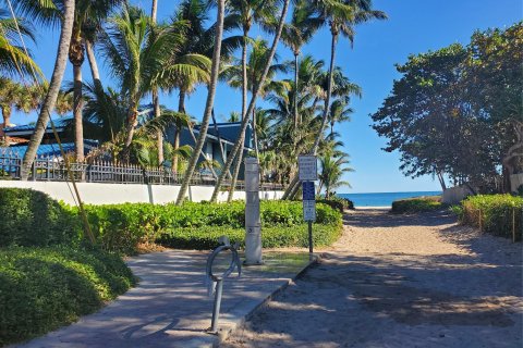 Condo in Fort Lauderdale, Florida, 1 bedroom  № 1208227 - photo 23