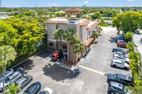 Propiedad comercial en venta en Pompano Beach, Florida № 1055129 - foto 11