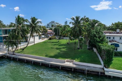 Villa ou maison à vendre à Miami Beach, Floride: 7 chambres, 812.06 m2 № 1035362 - photo 9