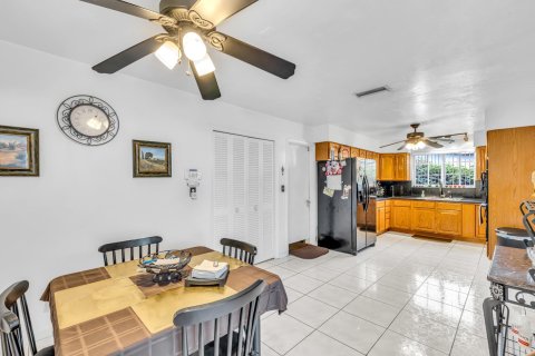 Villa ou maison à vendre à Cooper City, Floride: 4 chambres, 201.97 m2 № 1026713 - photo 14