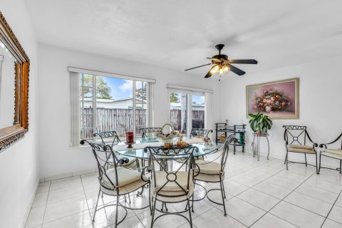 Villa ou maison à vendre à Cooper City, Floride: 4 chambres, 201.97 m2 № 1026713 - photo 19