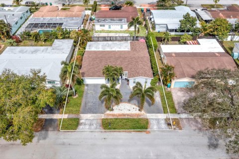Villa ou maison à vendre à Cooper City, Floride: 4 chambres, 201.97 m2 № 1026713 - photo 5