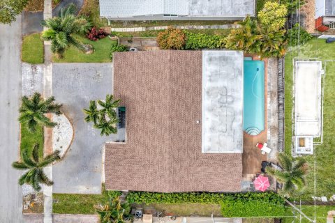 Villa ou maison à vendre à Cooper City, Floride: 4 chambres, 201.97 m2 № 1026713 - photo 3