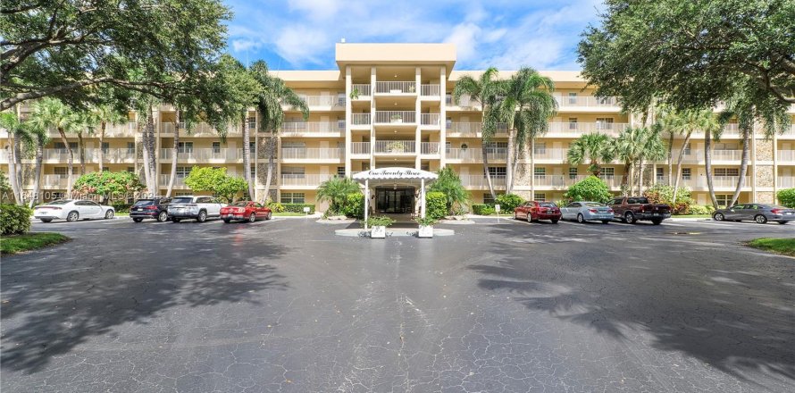 Condo à Pompano Beach, Floride, 3 chambres  № 1331232