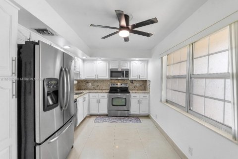 Copropriété à vendre à Pompano Beach, Floride: 3 chambres, 171.03 m2 № 1331232 - photo 6