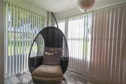 Copropriété à vendre à Sunrise, Floride: 1 chambre, 69.12 m2 № 1293645 - photo 10