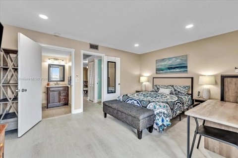 Condominio en venta en Pembroke Pines, Florida, 1 dormitorio, 65.22 m2 № 1227225 - foto 28