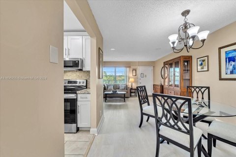 Condominio en venta en Pembroke Pines, Florida, 1 dormitorio, 65.22 m2 № 1227225 - foto 24