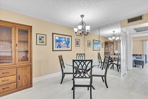Condominio en venta en Pembroke Pines, Florida, 1 dormitorio, 65.22 m2 № 1227225 - foto 13
