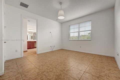 Adosado en venta en Davie, Florida, 3 dormitorios, 171.03 m2 № 1241976 - foto 24