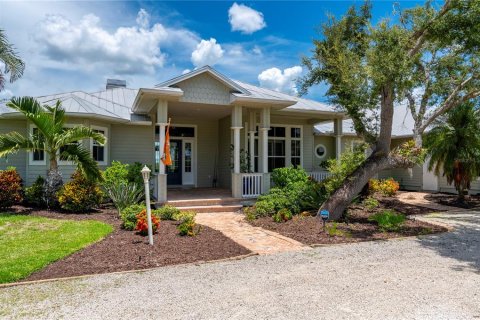 Villa ou maison à vendre à Punta Gorda, Floride: 4 chambres, 432.18 m2 № 1285754 - photo 7