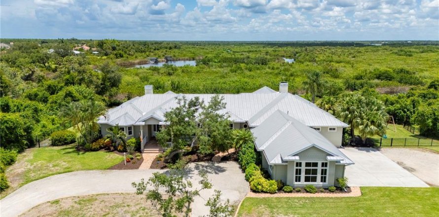 Villa ou maison à Punta Gorda, Floride 4 chambres, 432.18 m2 № 1285754