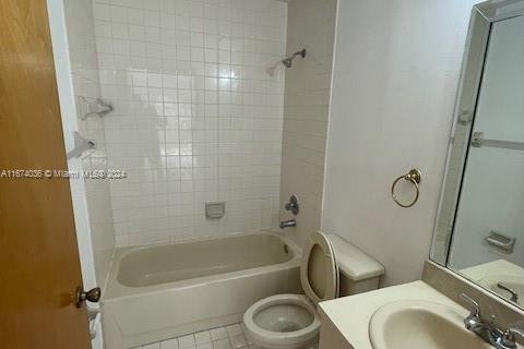 Casa en venta en Miami, Florida, 5 dormitorios, 186.55 m2 № 1397755 - foto 9