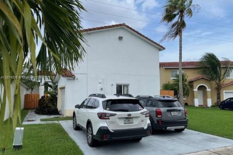 Casa en venta en Miami, Florida, 5 dormitorios, 186.55 m2 № 1397755 - foto 25