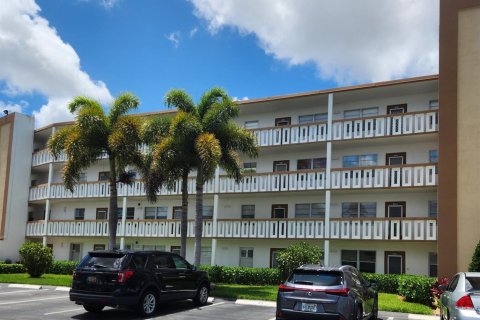 Copropriété à vendre à Boca Raton, Floride: 2 chambres, 79.99 m2 № 1163036 - photo 15