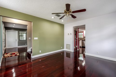 Casa en venta en Loxahatchee Groves, Florida, 3 dormitorios, 150.59 m2 № 1163081 - foto 24