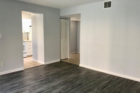 Copropriété à vendre à Coral Springs, Floride: 1 chambre, 75.81 m2 № 1044173 - photo 12