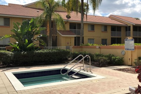 Condo in Coral Springs, Florida, 1 bedroom  № 1044173 - photo 20