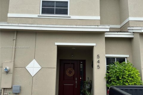 Casa en venta en Florida City, Florida, 3 dormitorios, 118.17 m2 № 1044826 - foto 2