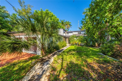 Casa en venta en Miami Beach, Florida, 5 dormitorios, 349.5 m2 № 1076380 - foto 5